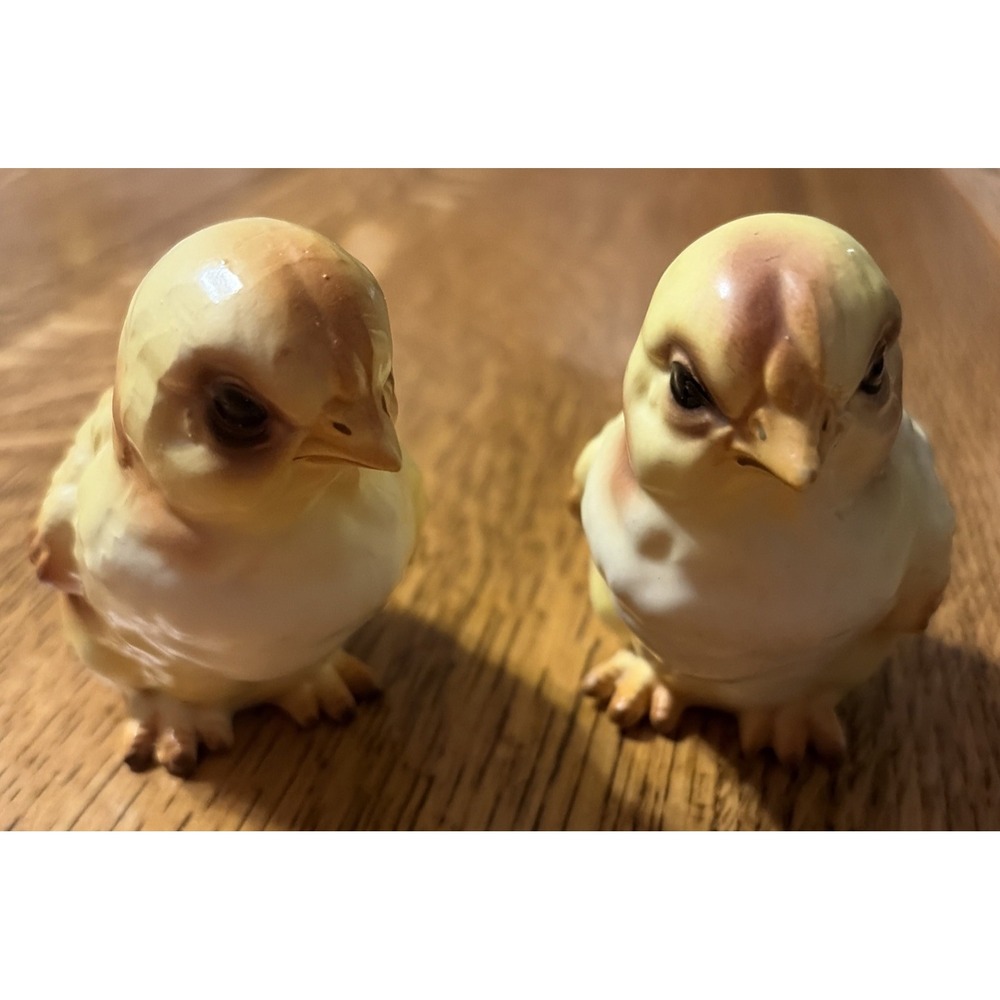 Lefton Vintage Easter Spring Ceramic Baby Chicks Set of 2